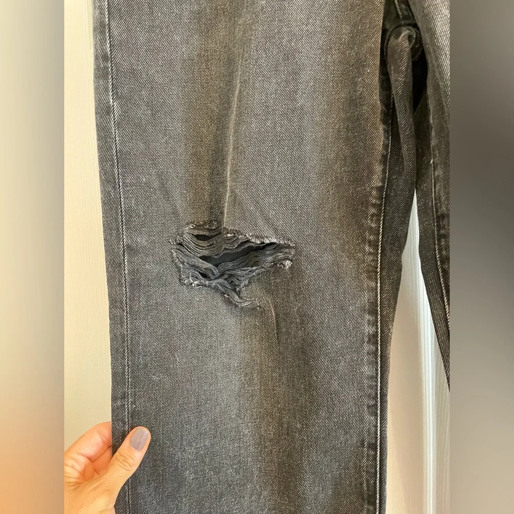 Express Mid Rise Ankle Jeans - Picture 4 of 10